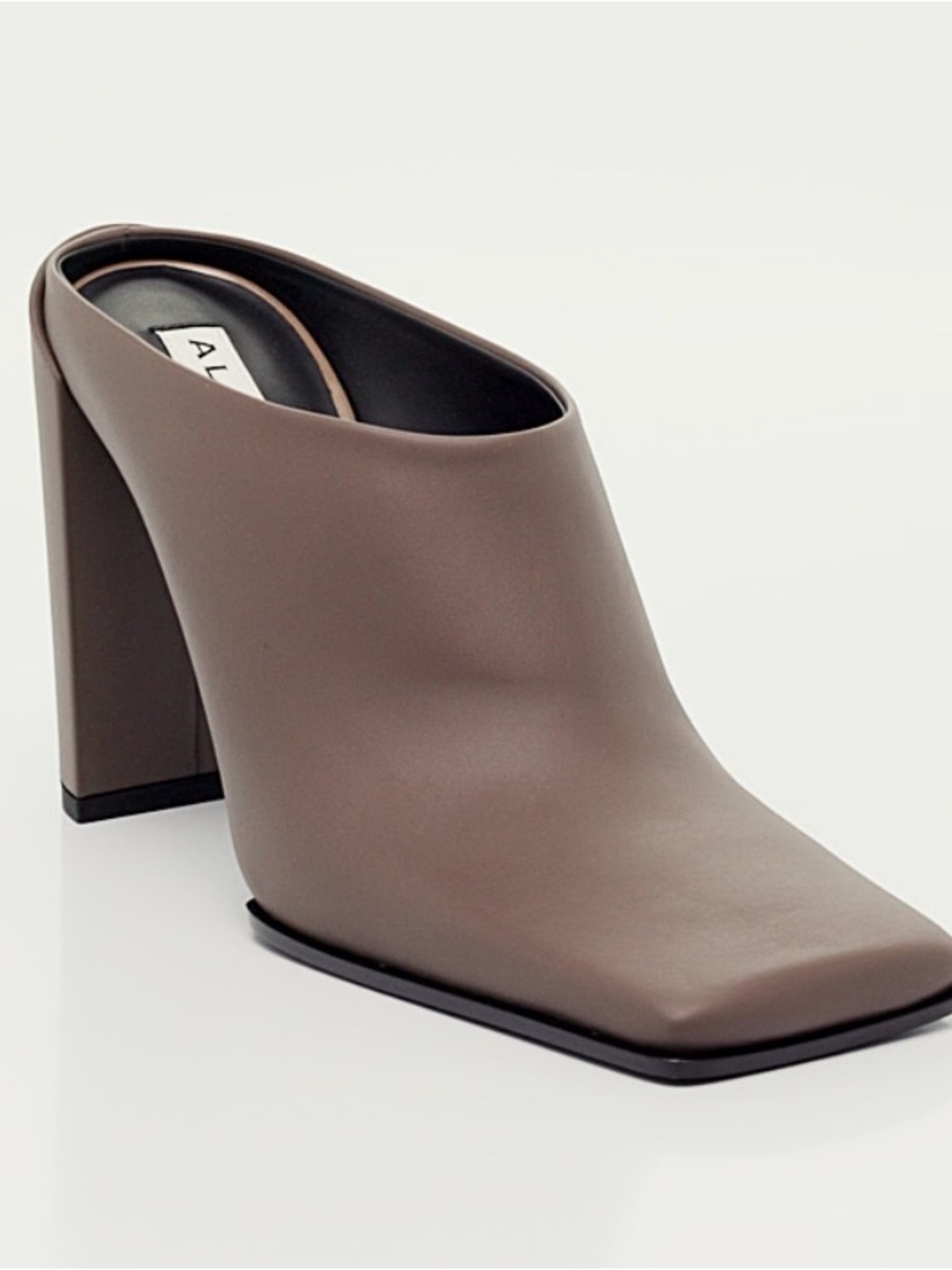 ALAIA Leather Square-Toe Mules